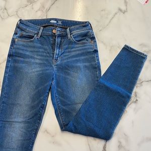 Old Navy Rockstar Super Skinny Built in Warm Jeans Size 6
